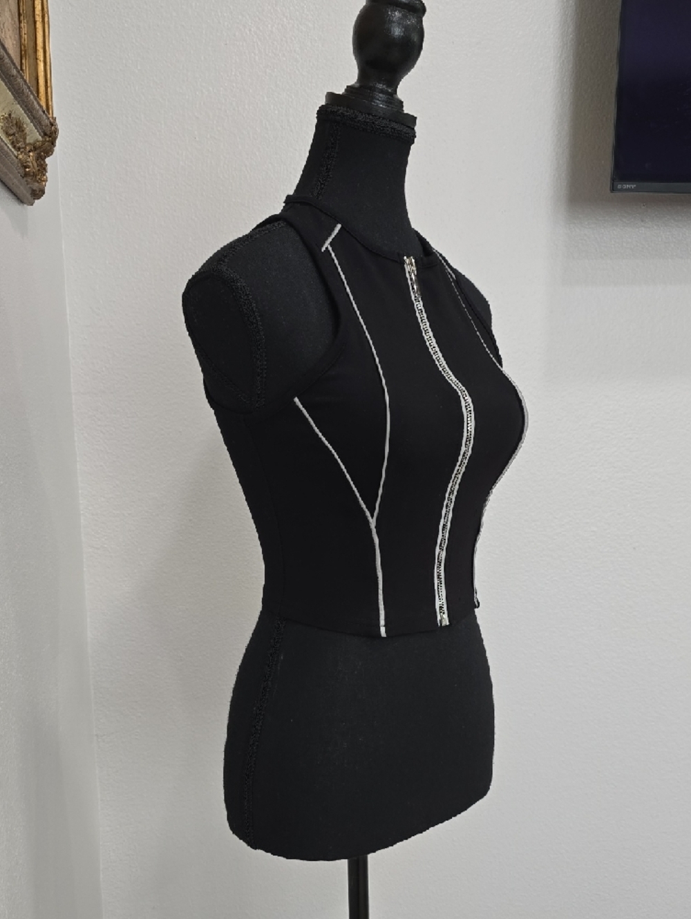 Manière De Voir (MDV) Black Reflective Piped Racer Crop Top UK 8 (US 4) - Picture 8 of 13